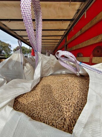 Паливні пелети 1 тонна біг бег